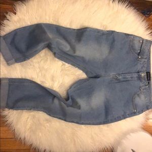 Light wash mom jeans